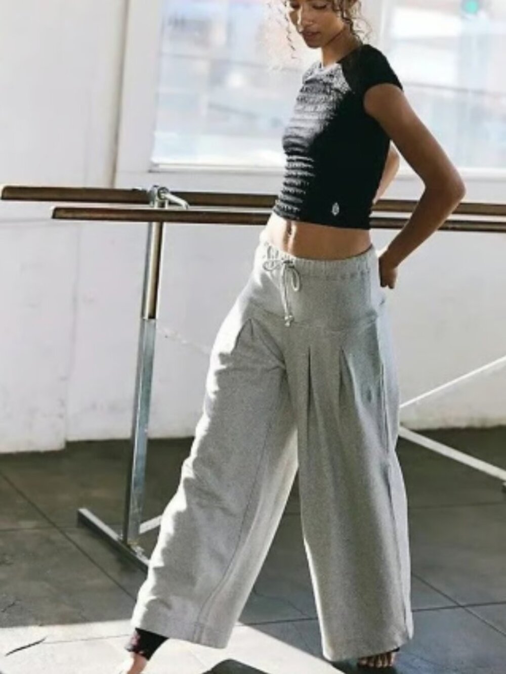 FREE PEOPLE FP MOVEMENT STUDIO SIREN WIDE LEG DRAWSTRING SWEATPANTS PANTS NEW L